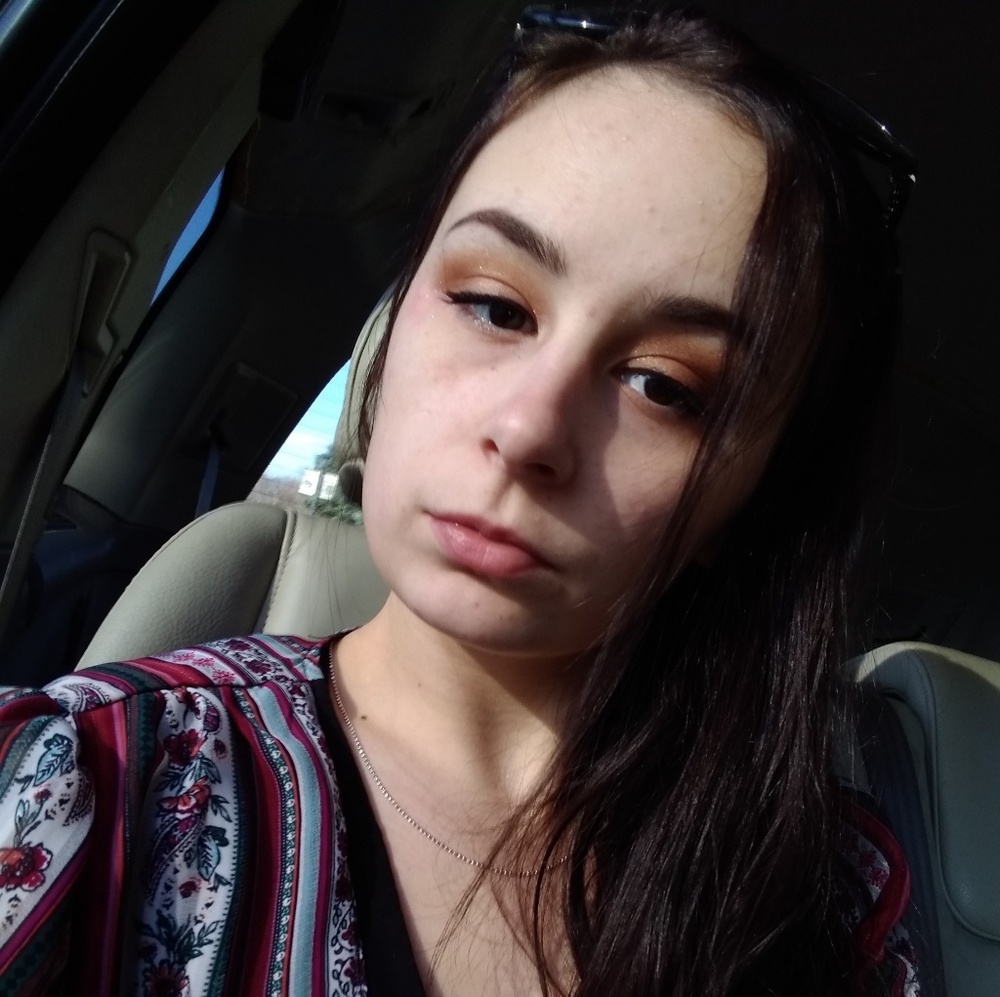 Meet your Posher, Jessica